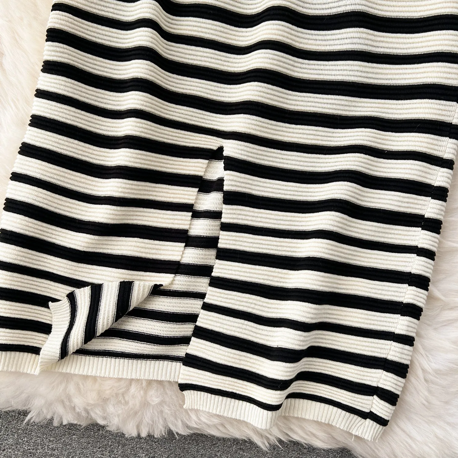 Color-block Striped Loose Knitted Dress