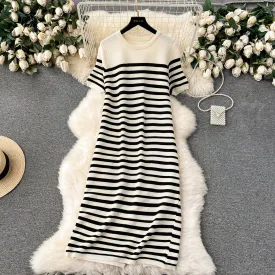 Color-block Striped Loose Knitted Dress