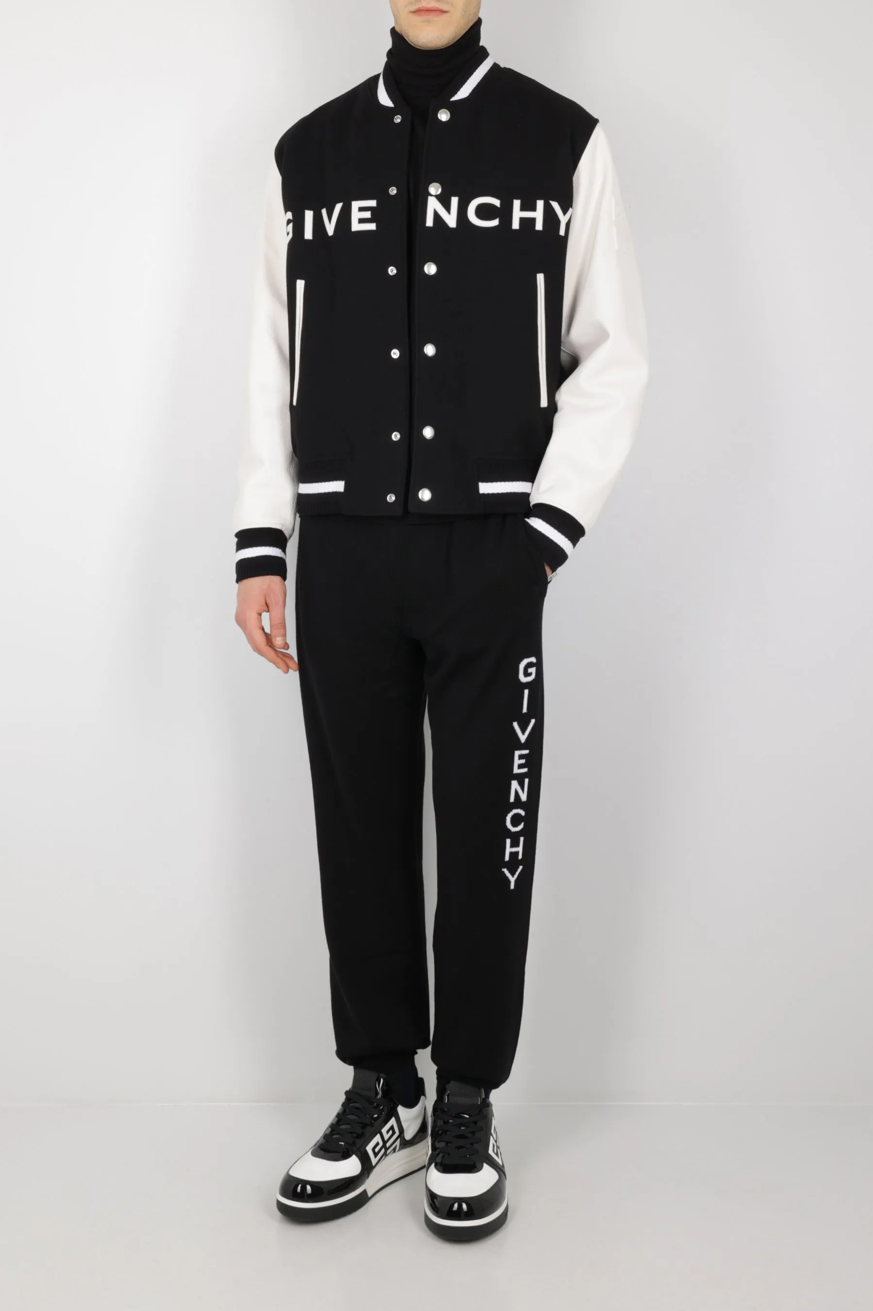 Intarsia Pattern Wool Knit Joggers