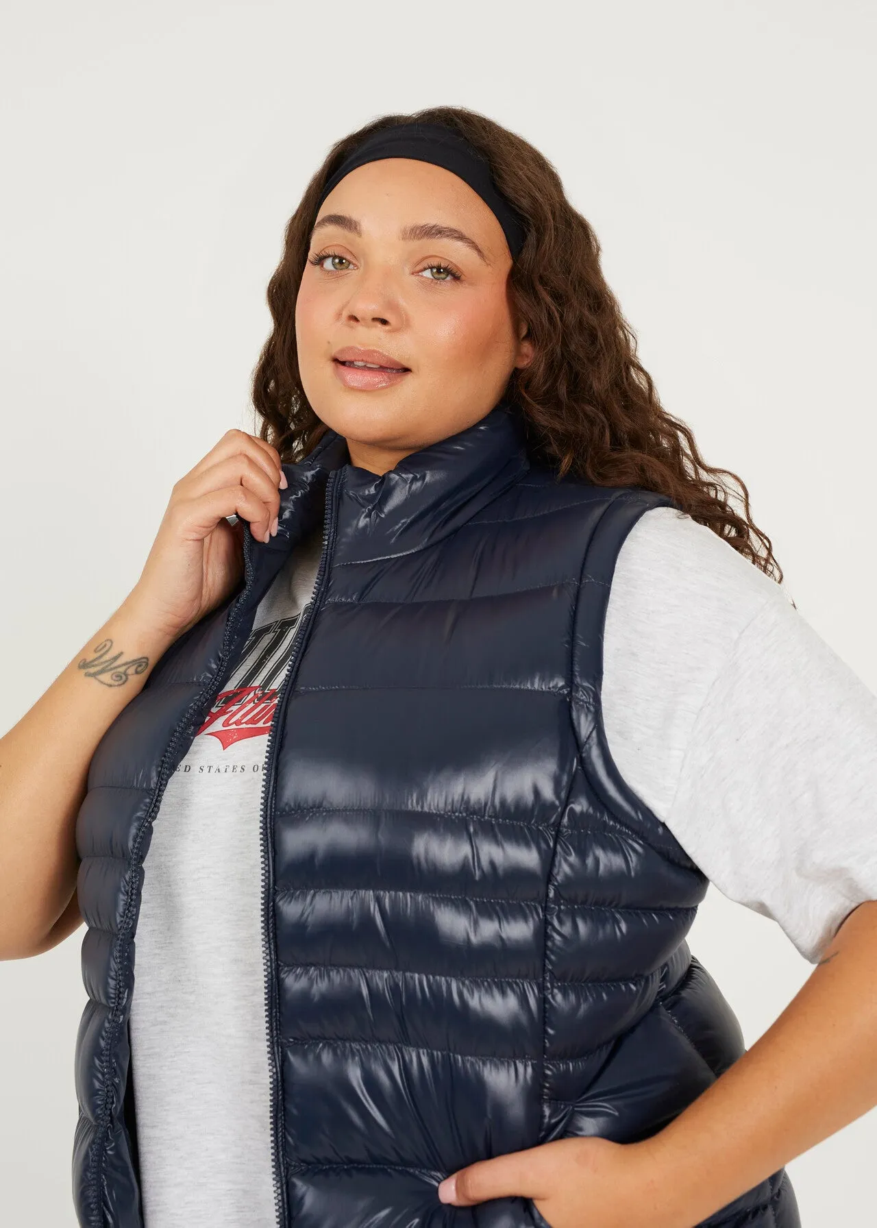 PLUS SIZE HIGH SHINE FINISH FAUX DOWN FILLED GILET